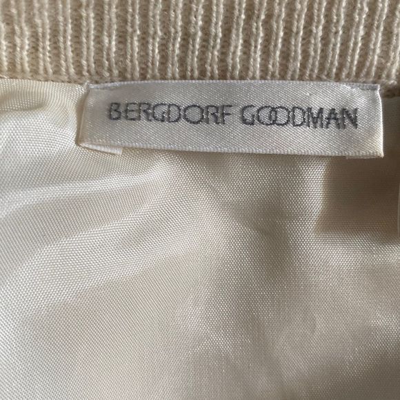 An Original Milly Of New York Silver Sequence Cardigan - Picture 8 of 13